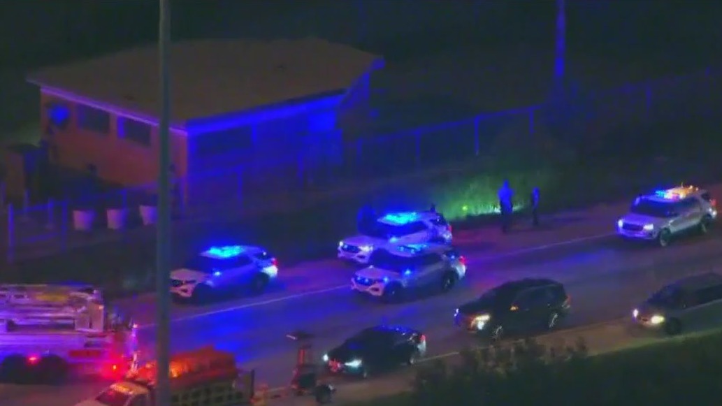 Portion of I-55 northbound closed after reports of shots fired, 1 hospitalized