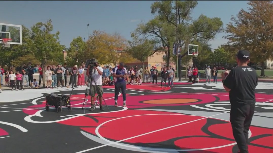 Bulls-themed basketball court in Little Village aims to unite, uplift community