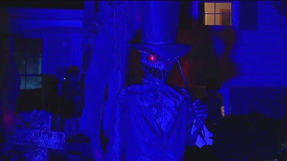 WATCH: Oak Forest haunted house is spine-chilling