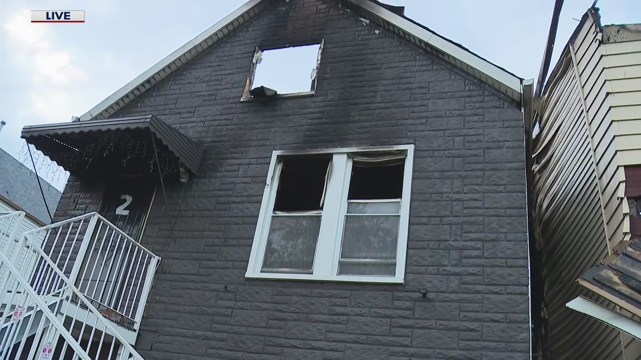 Mother, teen son killed in Cicero house fire | FOX 32 Chicago
