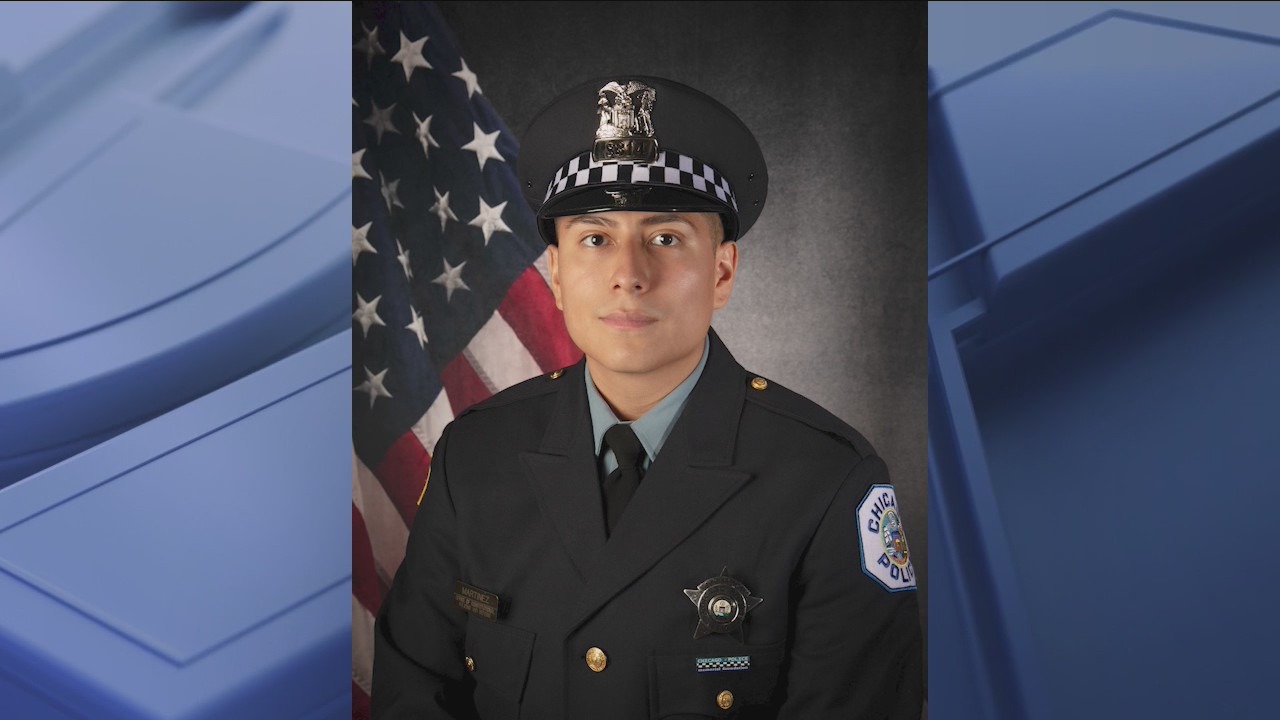 Convicted felon charged with fatally shooting Chicago police officer ...