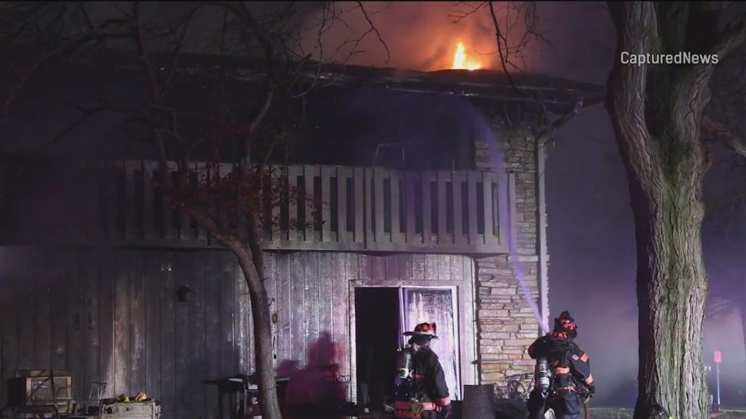 1 critically injured in suburban apartment fire