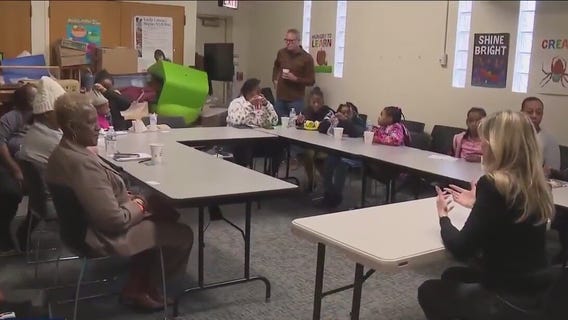 Student loan seminar helps West Side residents navigate college finances