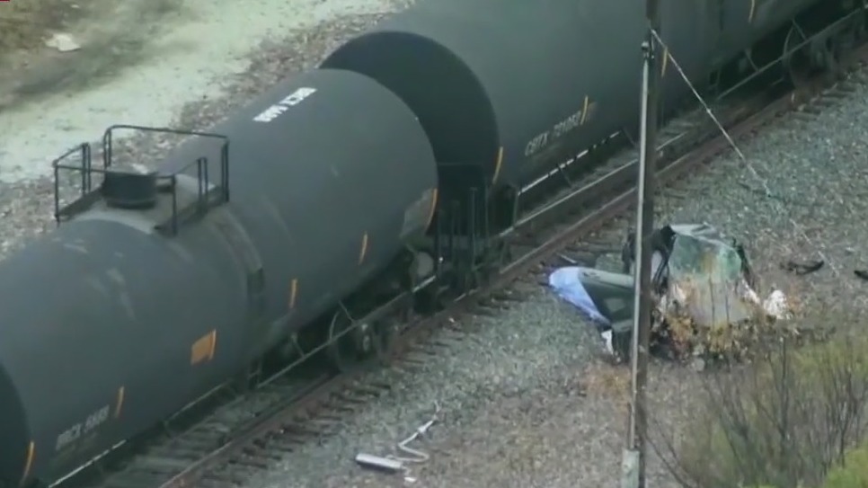 3 dead after freight train-vehicle collision in Harvey | FOX 32 Chicago