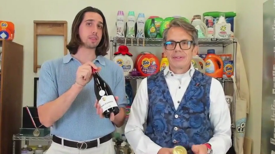 How to tackle Thanksgiving stains without ruining your clothing