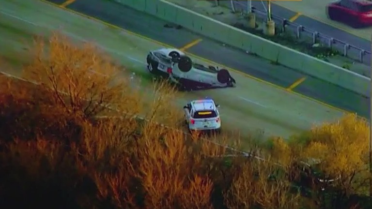 I-57 rollover crash stalls outbound traffic | FOX 32 Chicago