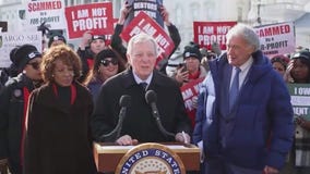 Sen. Durbin, other lawmakers pushing for student loan forgiveness