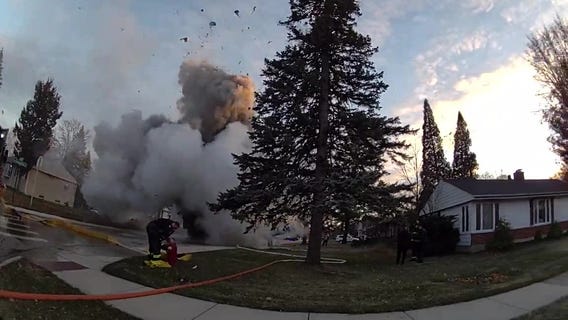 Video shows moments garbage truck explodes in Arlington Heights