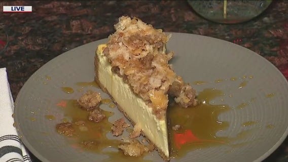 Restaurants in Chicago's Greektown feature traditional holiday treats