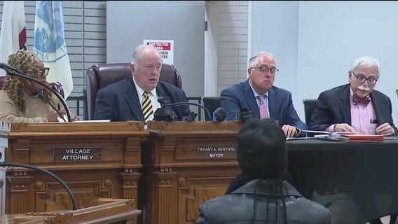 Dolton mayoral candidate stays on ballot