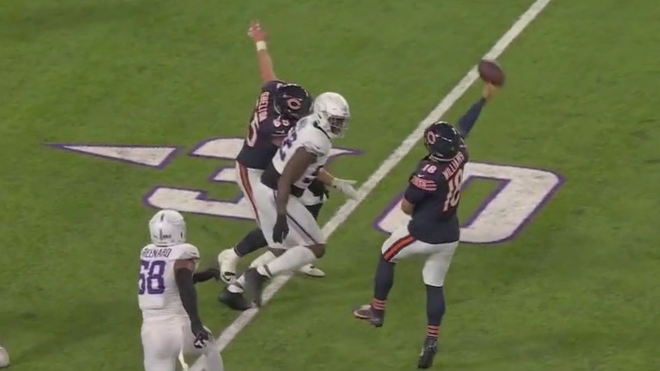 Chicago Bears unravel in loss to Vikings on Monday Night Football