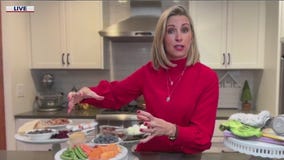 Skip the fast food and prep healthy food options for holiday travel