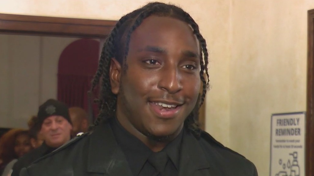 Gunshot victim returns to Calumet City to thank officer who helped him after being shot