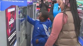 Chicago grandma, grandson receive Christmas Eve surprises after tragedy