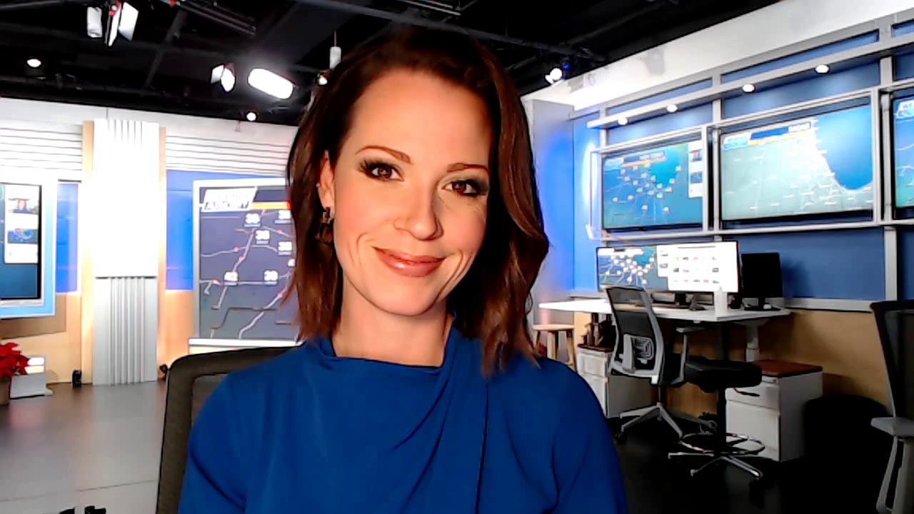 Rain arrives tonight, but how does New Year's Eve look?