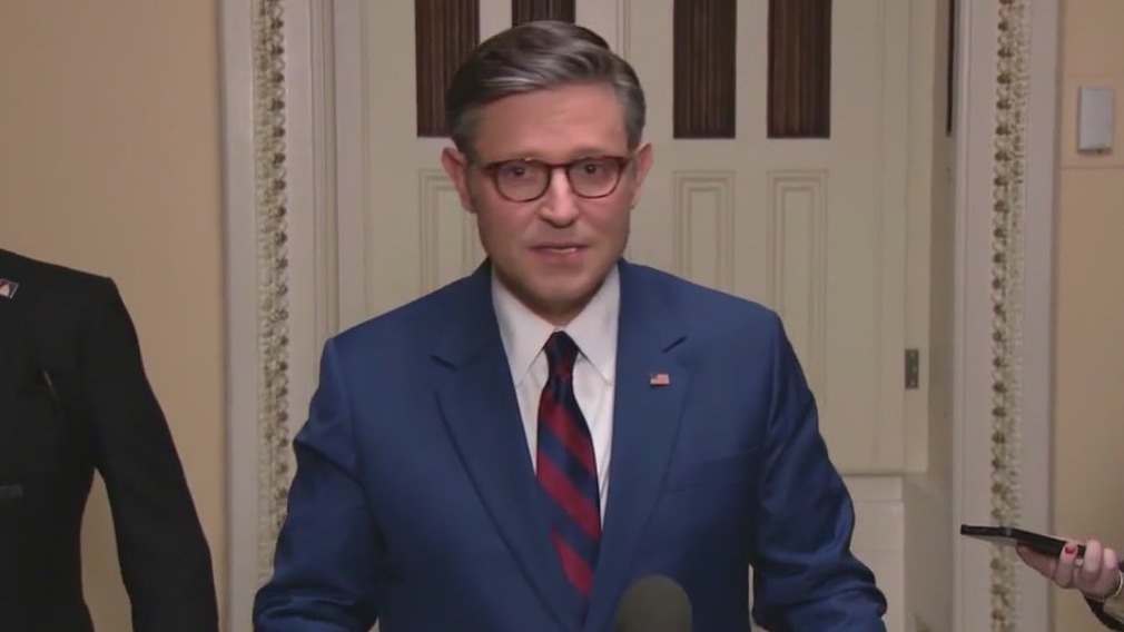 House speaker showdown spills into Congress