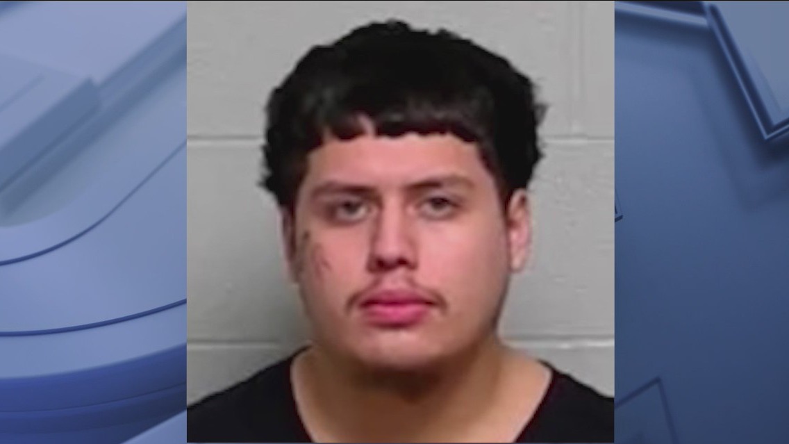 2 teens charged after shooting, police chase in Chicago?s north suburbs