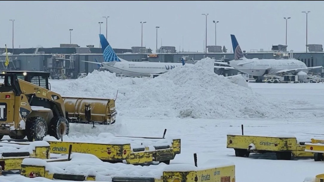 Crews at O'Hare trying to get on track after ground delay Monday morning