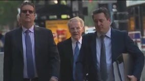 Ex-Illinois House Speaker Michael Madigan takes stand in corruption trial