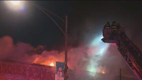 Large fire erupts at building in Chicago Lawn