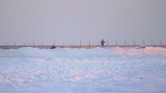 Lake Michigan shelf ice forms but experts warn: 'No ice is safe ice'