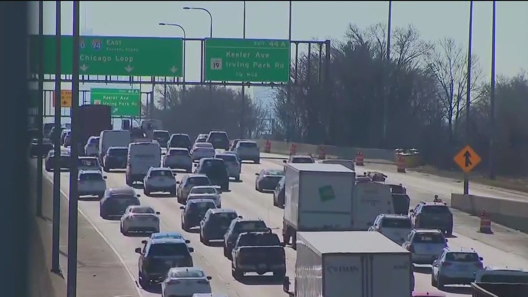 Kennedy Expressway express lanes set to reopen early Monday: IDOT | FOX ...