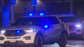 4-year-old girl, 2 adults hospitalized after Far South Side shooting: police