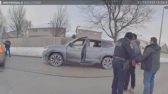 Bodycam shows Woodridge officers detain wrong person
