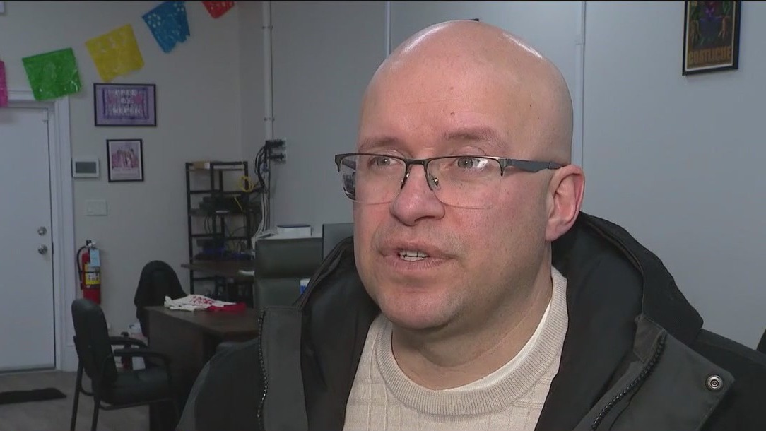 Fear of ICE raids impacting Chicago neighborhood