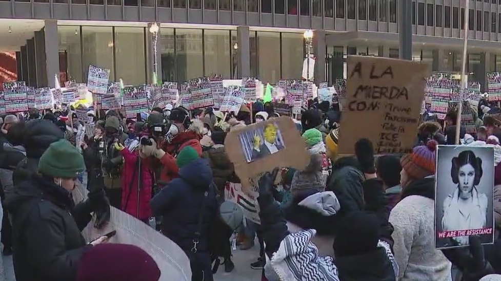 Chicagoans protest Trump policies on Inauguration Day