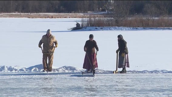 Ice harvesting underway at West Chicago farm