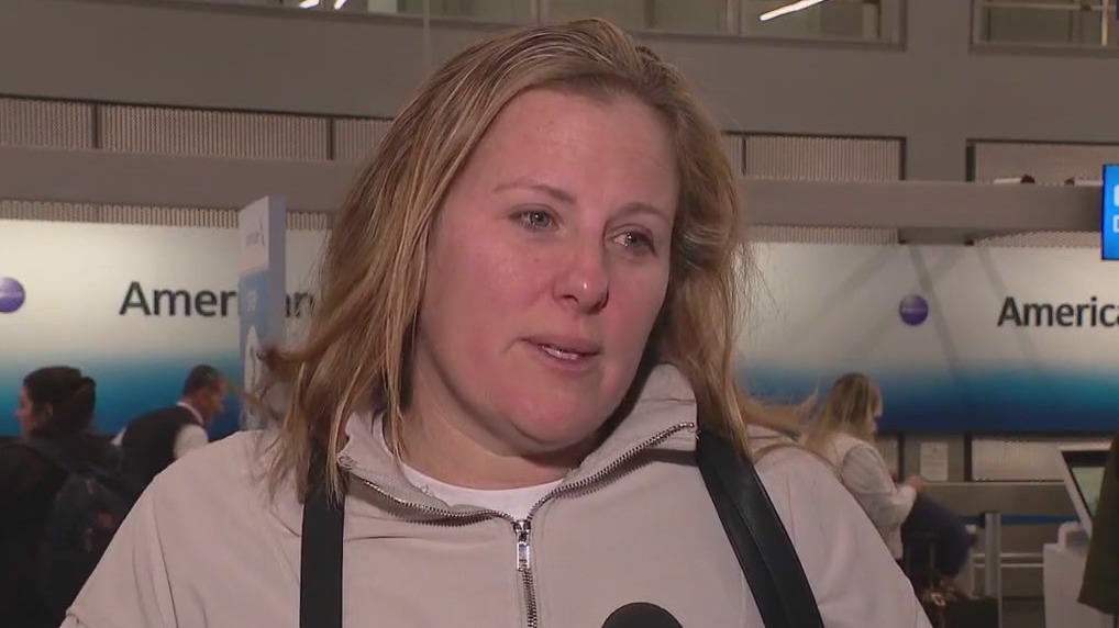 Travelers from DC react to midair plane-helicopter crash