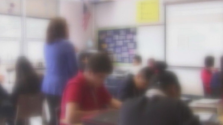 How Chicago Public Schools is bracing for more immigration arrests