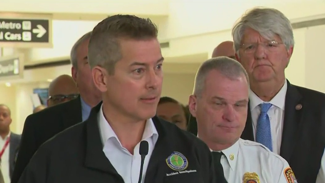 DC plane crash: Officials provide updates on recovery efforts in Potomac River