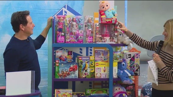 'Doc' star visits Lurie Children's Hospital during Chicago visit