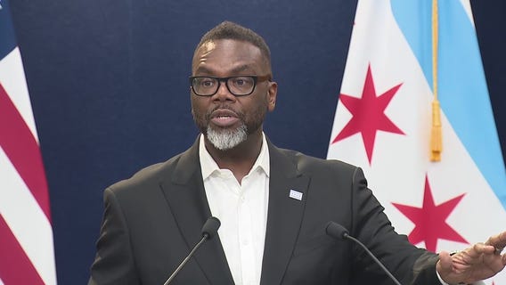 Chicago Mayor Brandon Johnson talks Trump executive orders, Bears stadium