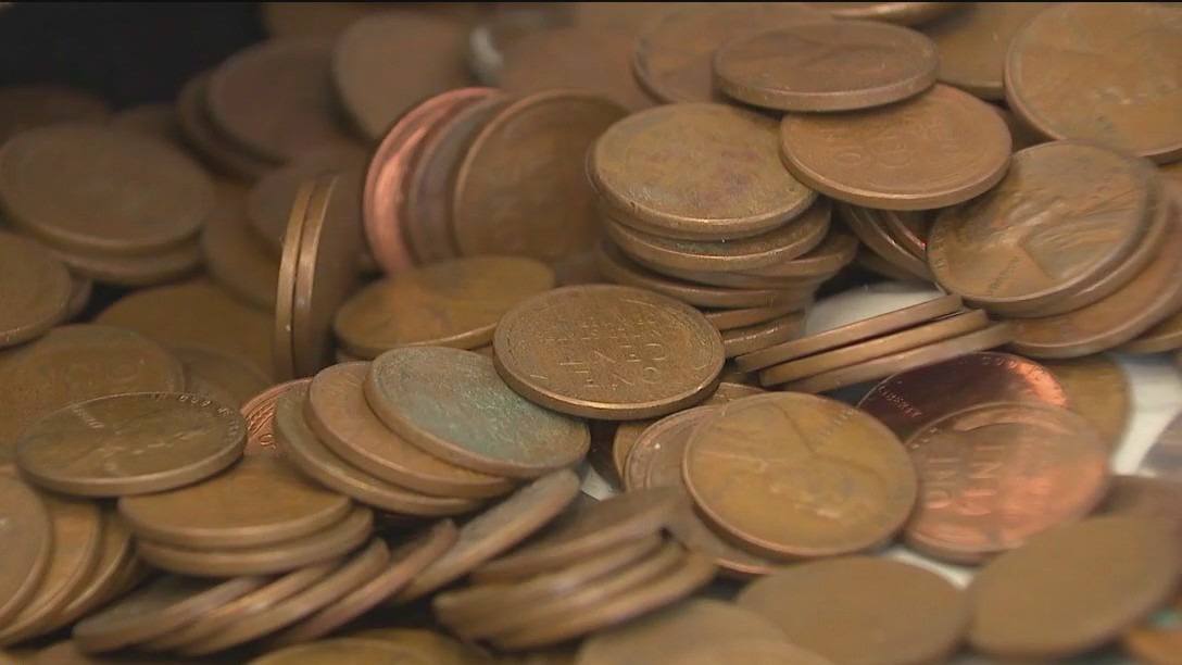 Trump orders Treasury to stop making pennies