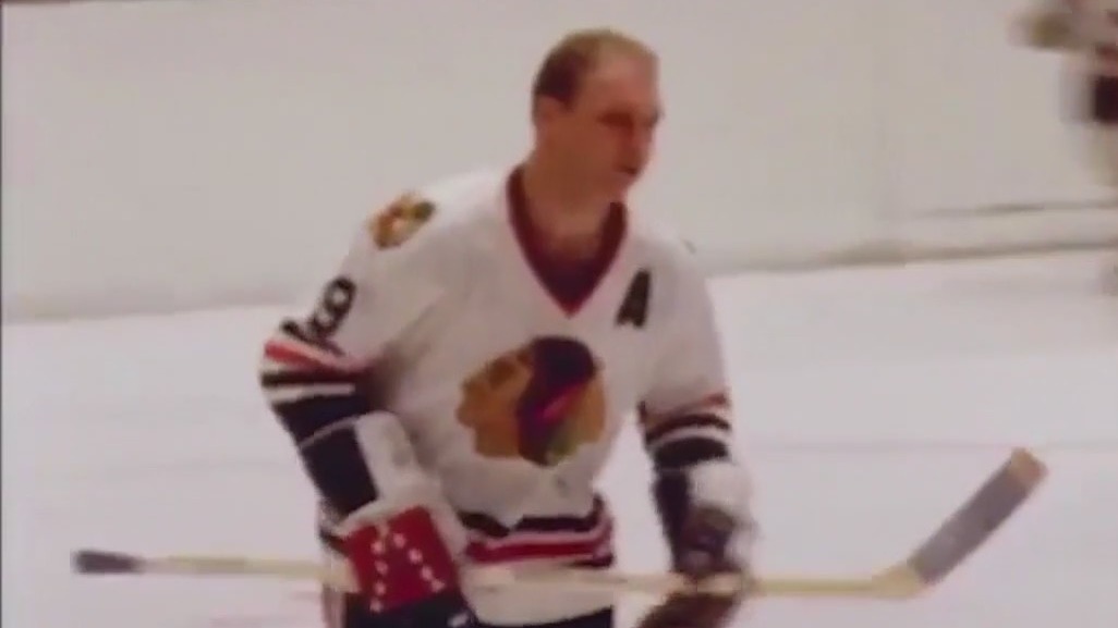 Chicago Blackhawks legend Bobby Hull had CTE when he died, researchers say