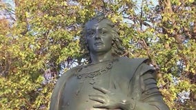 Chicago aldermen push to restore Columbus statues