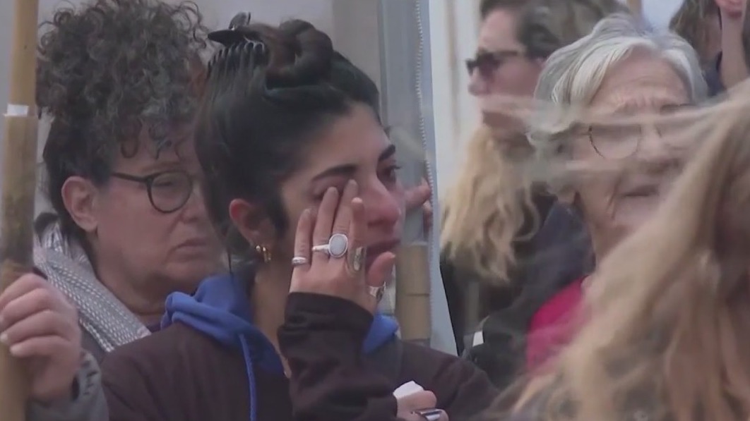 Hamas returns bodies of four Israeli hostages