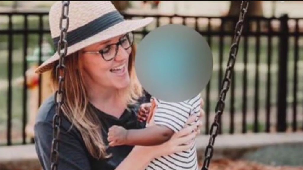 Across America: Fertility clinic sued after using wrong embryo