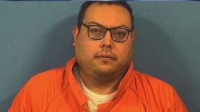 Suburban man accused of killing mom with sledgehammer