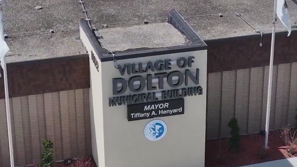 Elections underway in Chicago's suburbs - here's what we know