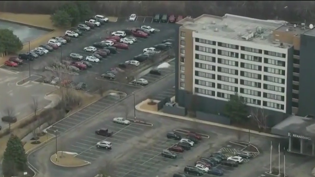 Man accused of stealing private ambulance in Chicago