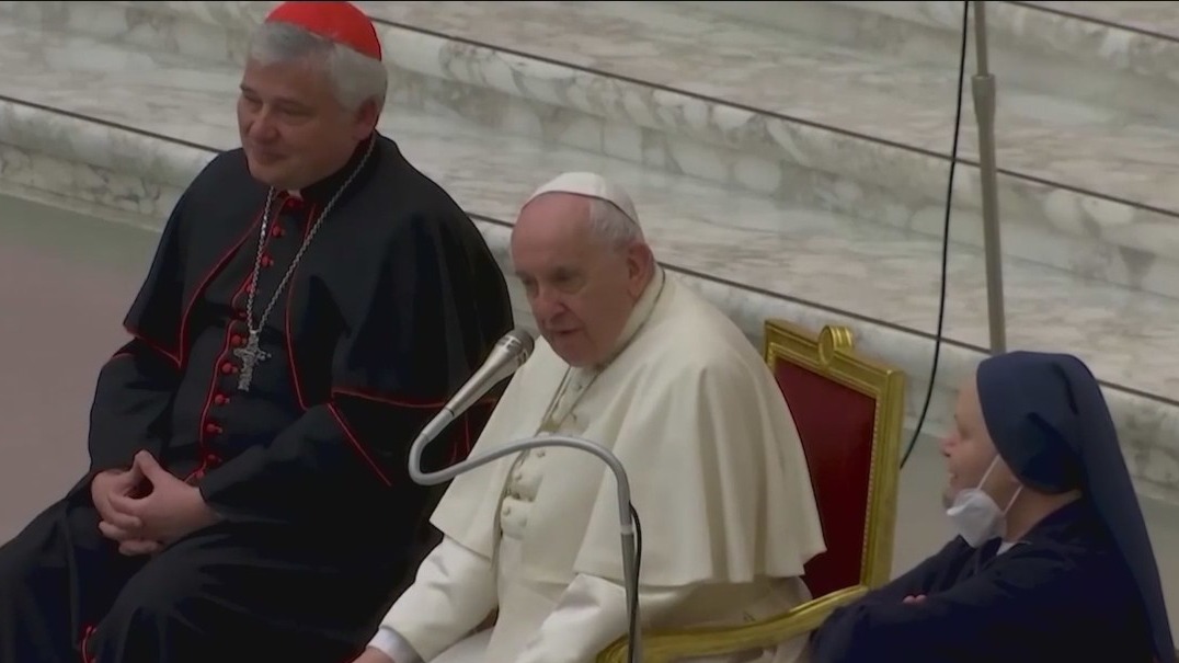 Pope Francis stable following respiratory crisis