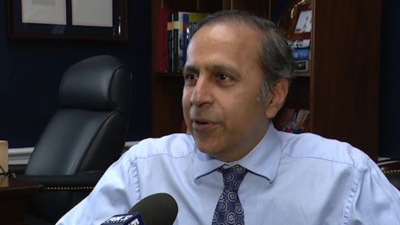 Illinois congressman expects 'attack on Chicago' at Johnson hearing