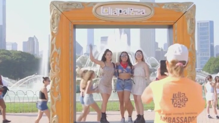 Lollapalooza, Sue?os job fair seeks workers for Chicago music fests