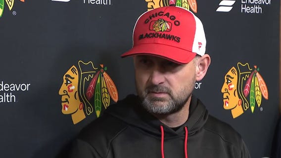 Blackhawks' coach Anders S?rensen talks Spencer Knight's debut after the Seth Jones trade