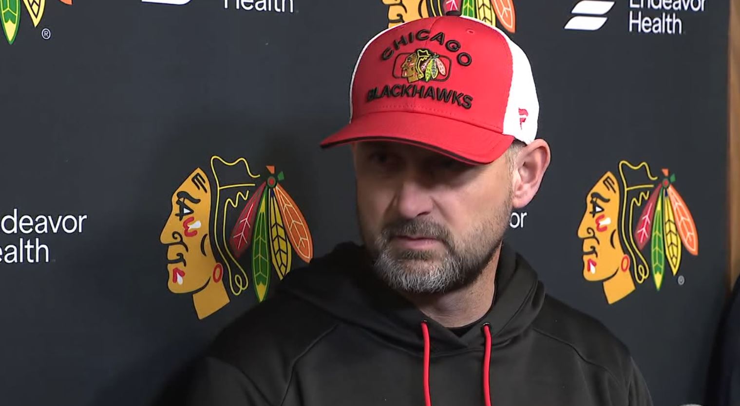 Blackhawks' coach Anders S?rensen talks Spencer Knight's debut after the Seth Jones trade