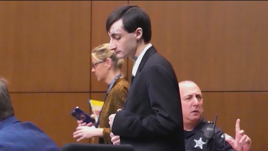 Robert Crimo III pleads guilty in Highland Park parade shooting